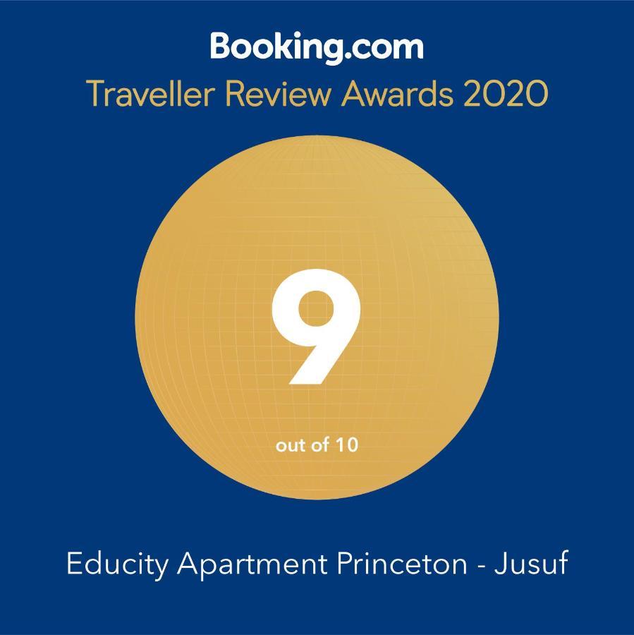 סוראבאיה Educity Apartment Princeton - Jusuf מראה חיצוני תמונה